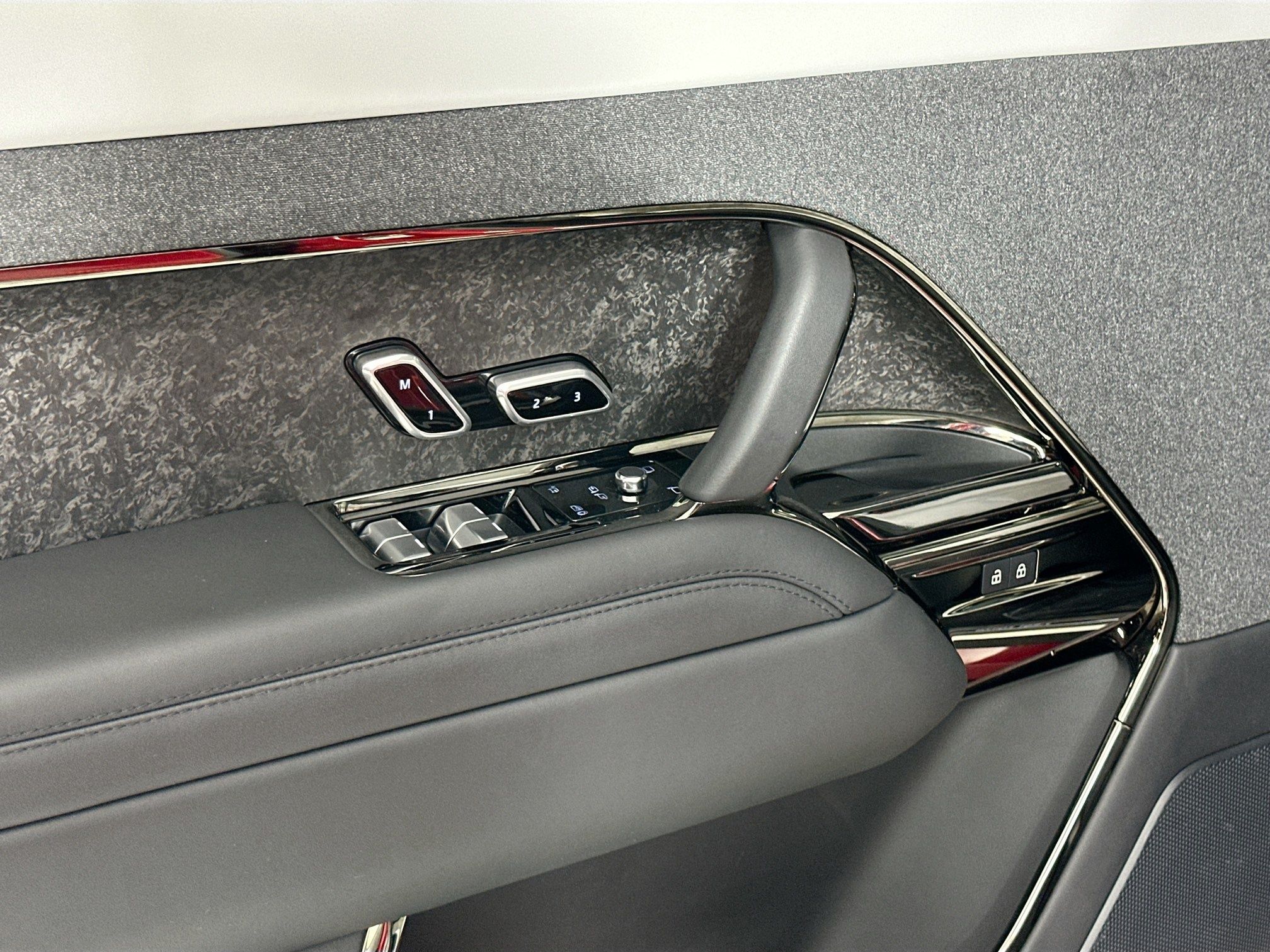 used 2023 Land Rover Range Rover Sport car, priced at $81,998