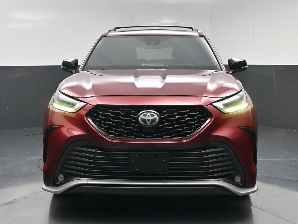 2021 Toyota Highlander XSE Red at Gullo Toyota