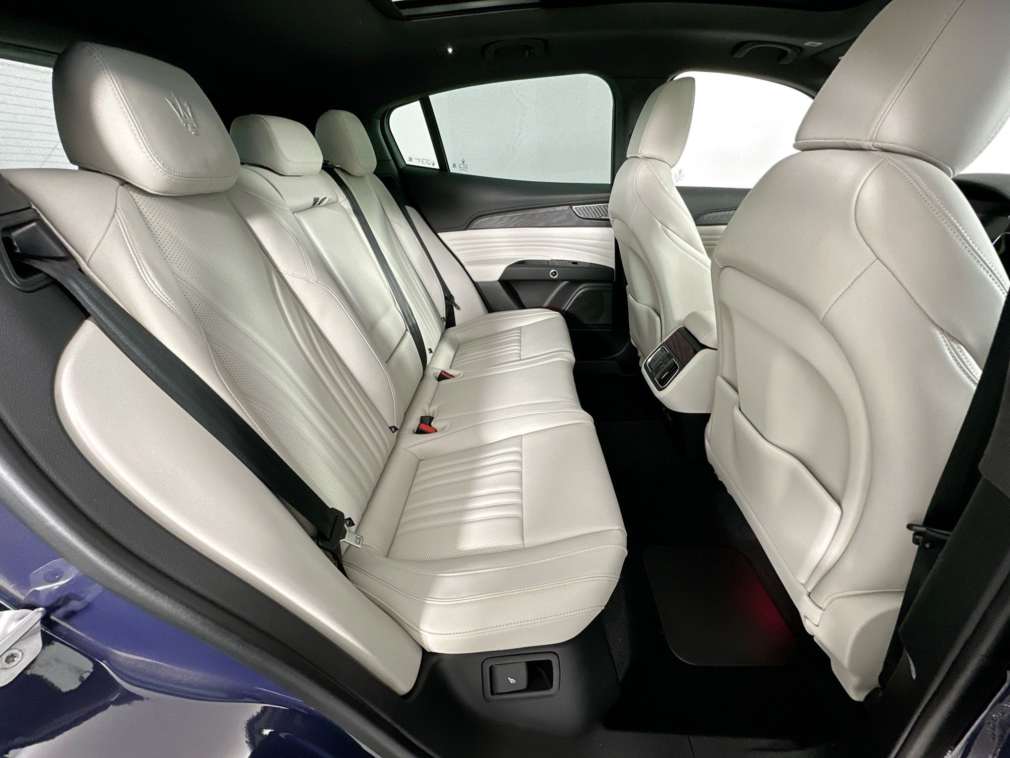 new 2026 Maserati Grecale car, priced at $97,395