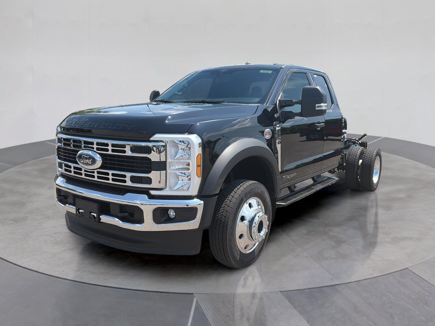 2026 Ford F-550SD XLT