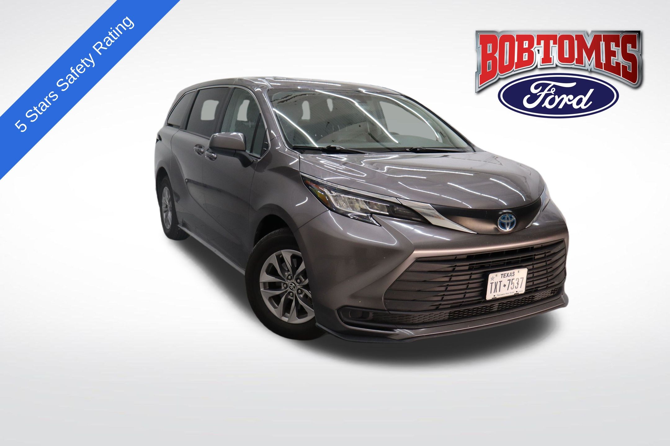 2022 Toyota Sienna LE 8-Passenger FWD