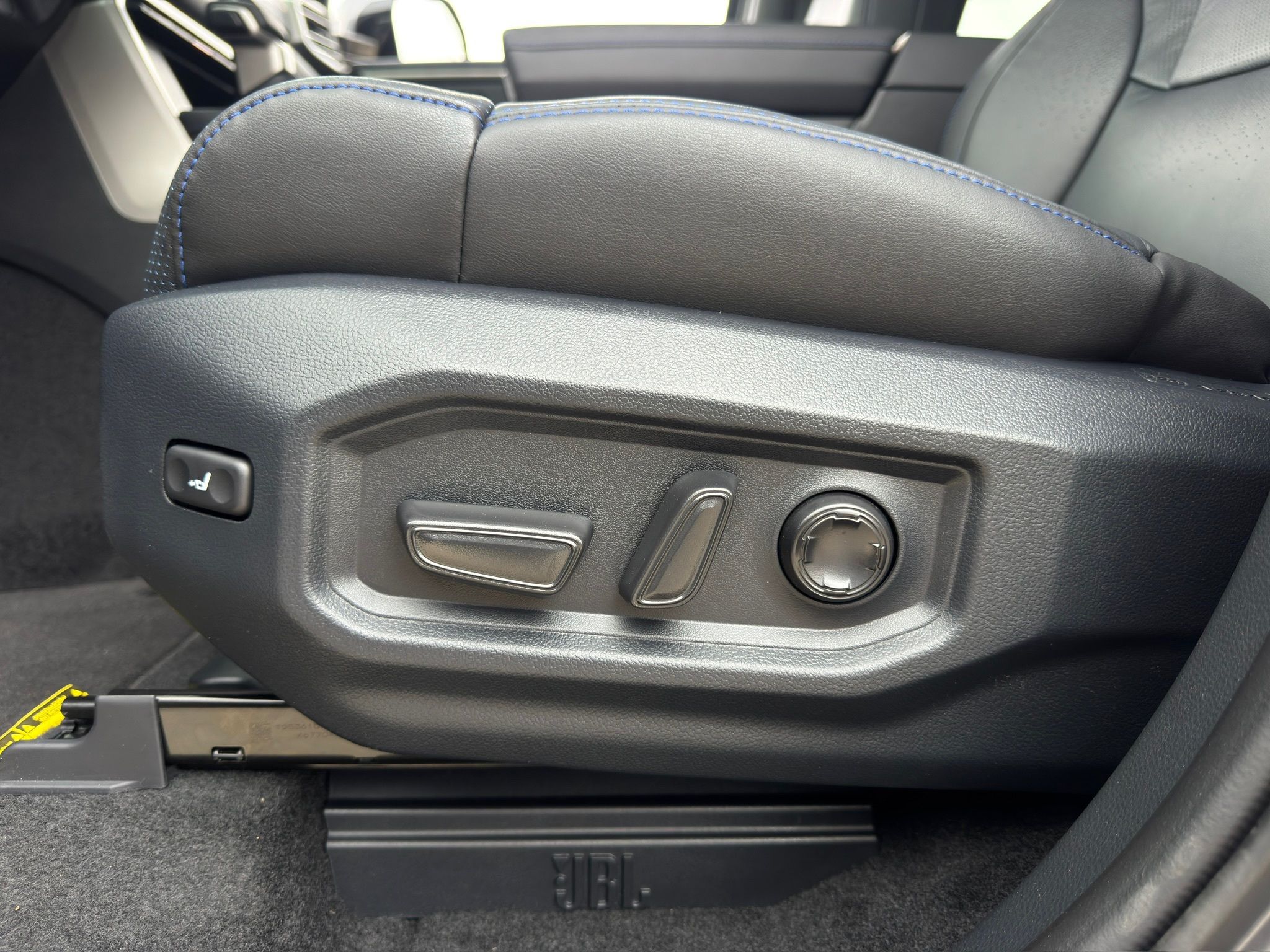 2026 Toyota Tundra Platinum - 10