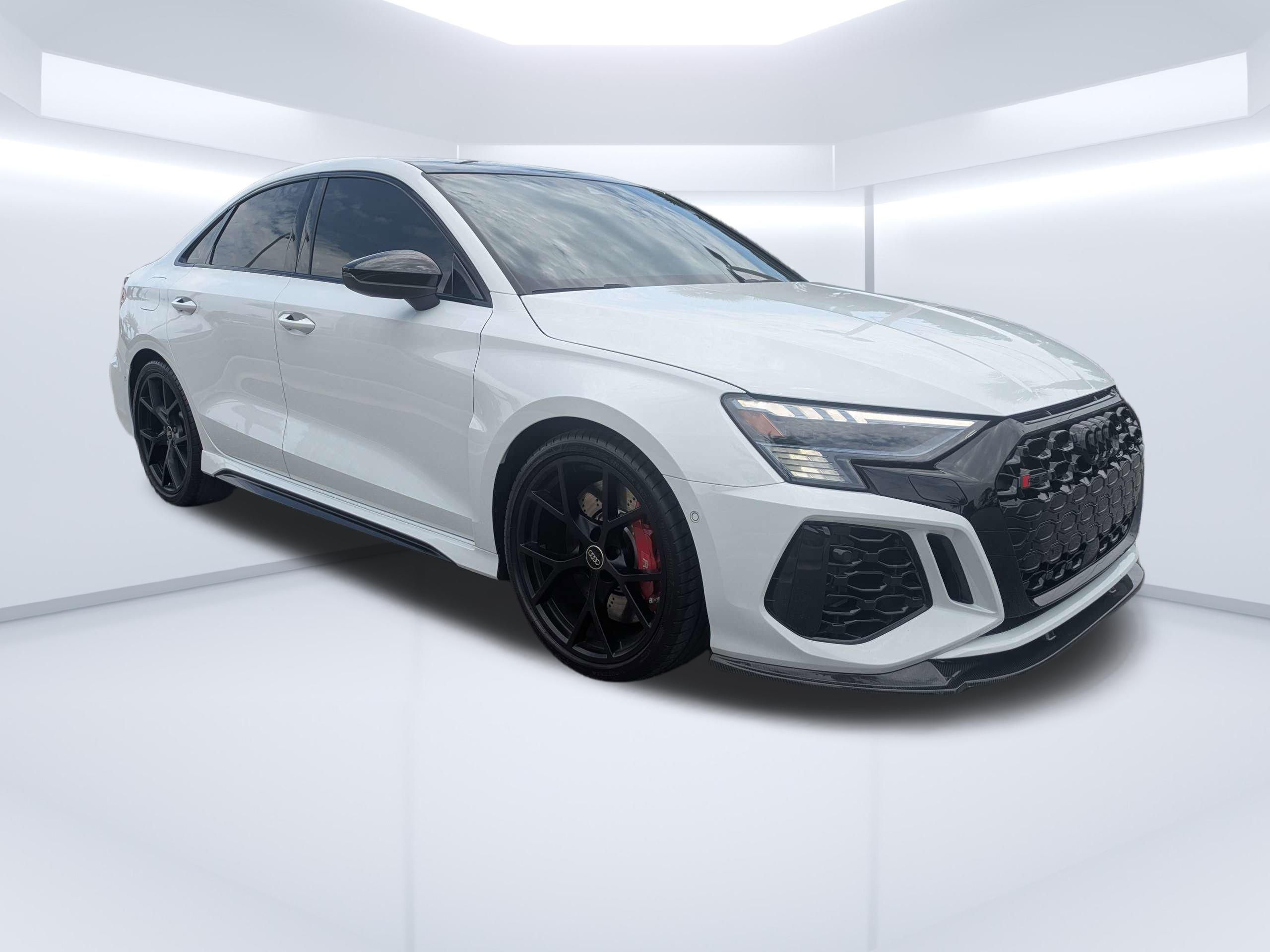 2024 Audi RS 3 2.5 TFSI quattro S tronic's photo