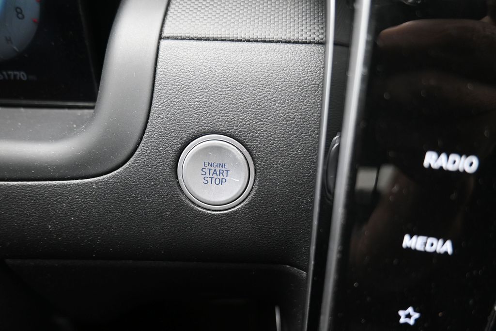 2023 Hyundai Santa Cruz SEL White at Don McGill Toyota
