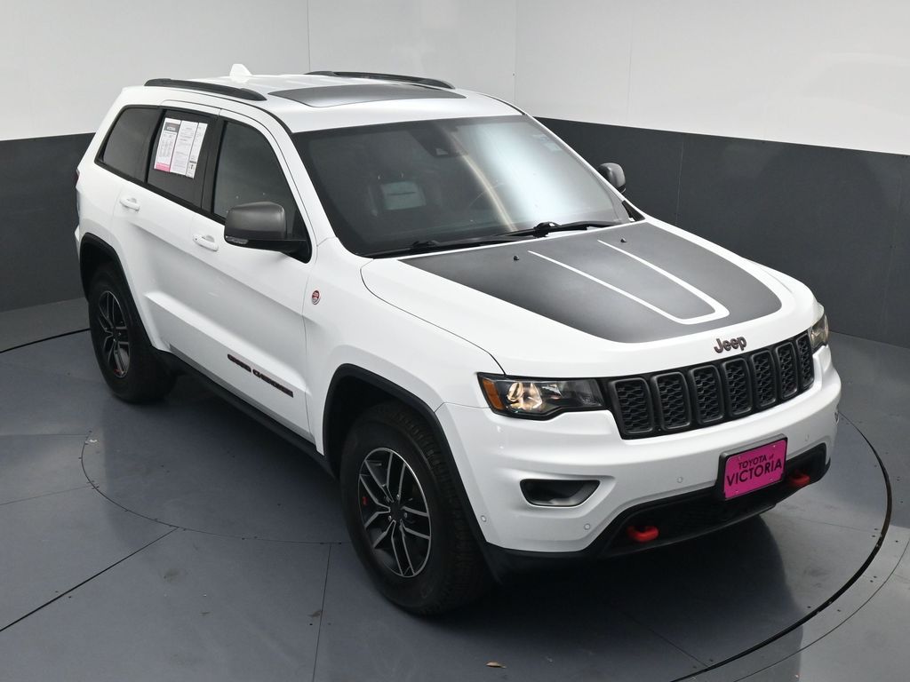 2019 Jeep Grand Cherokee Trailhawk White at Genesis of Spring