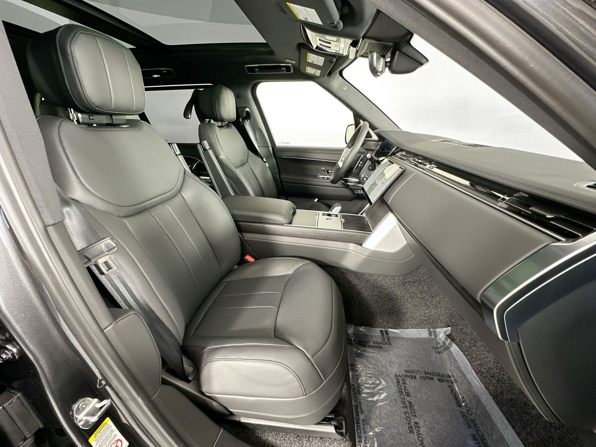new 2026 Land Rover Range Rover car, priced at $136,965
