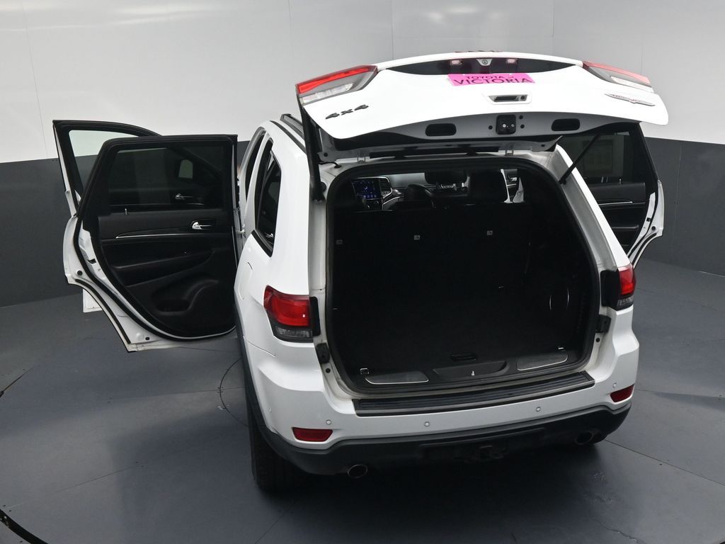 2019 Jeep Grand Cherokee Trailhawk White at Bayway Cadillac Southwest