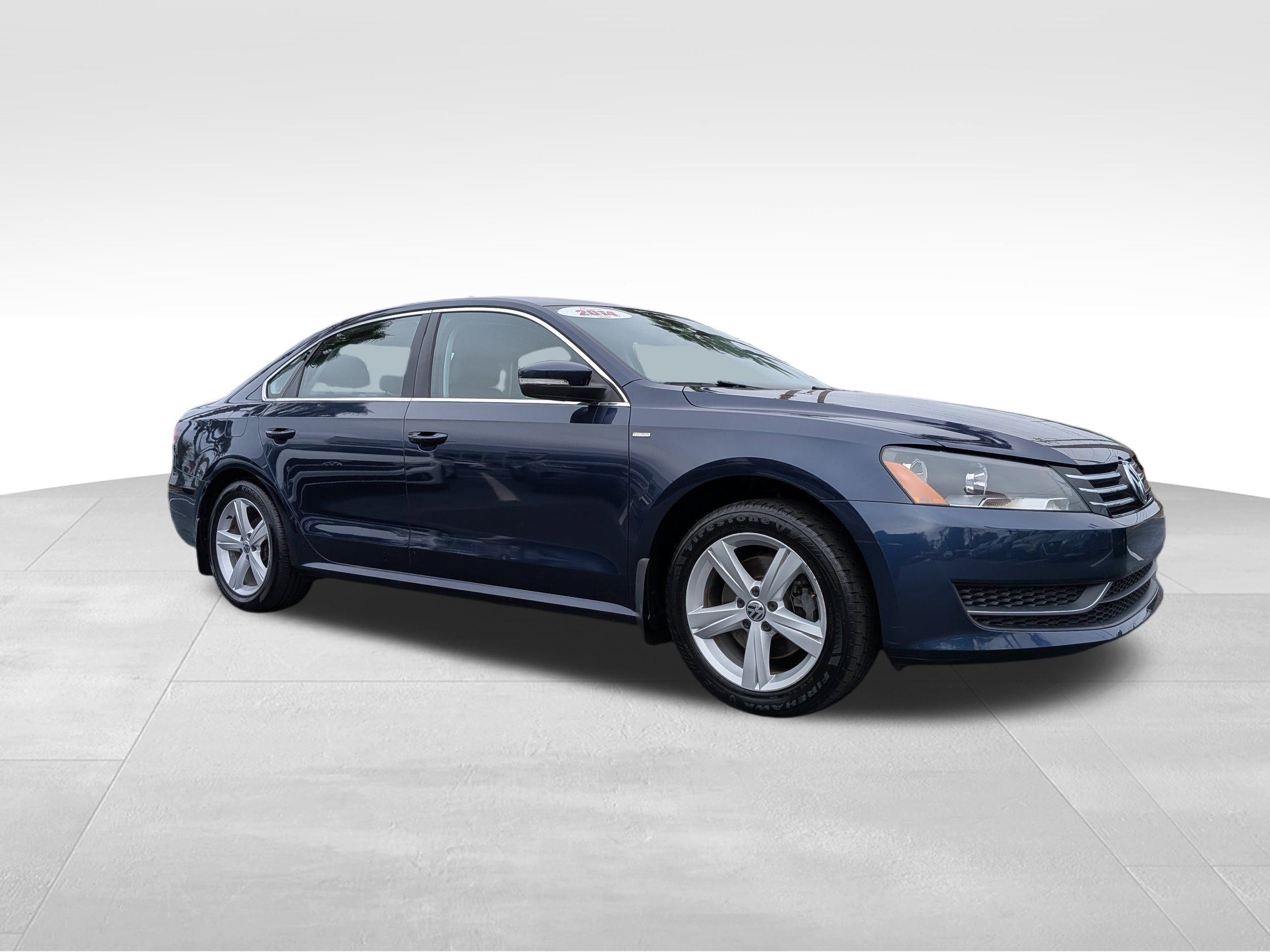 2014 Volkswagen Passat S