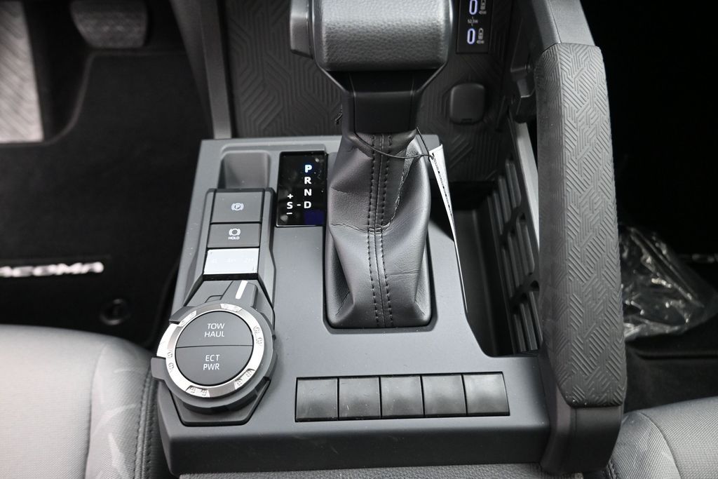 2026 Toyota Tacoma SR5 - 9