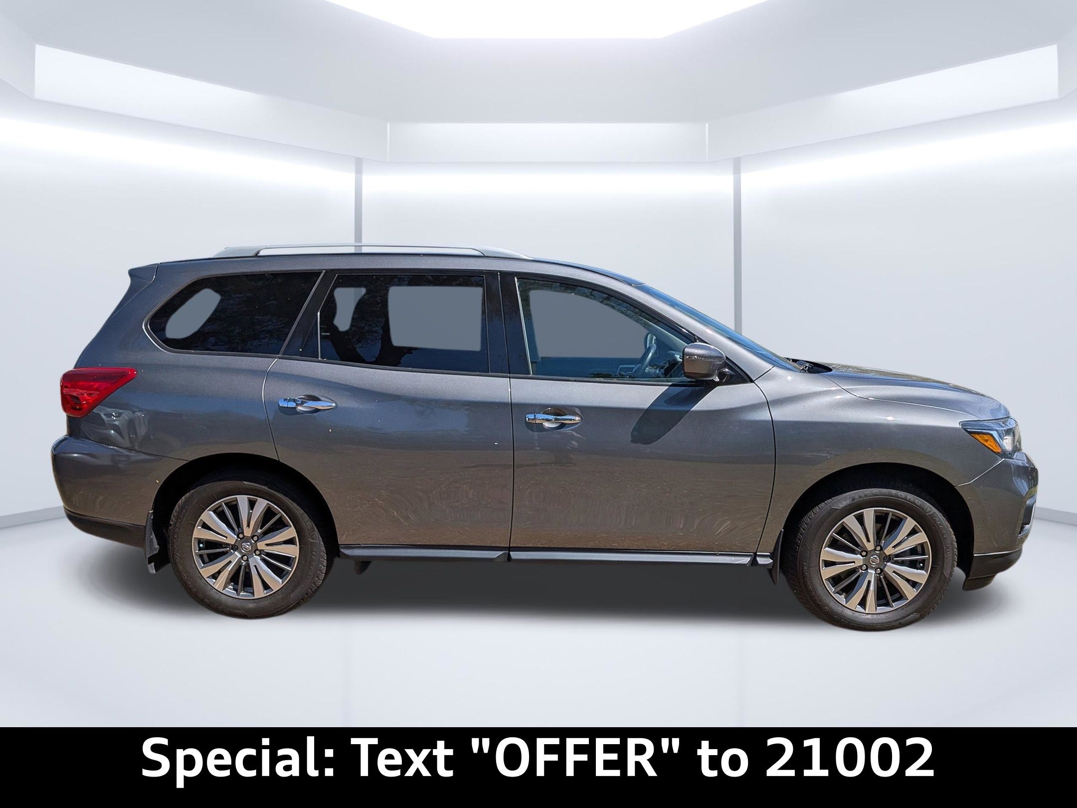 Nissan 2020 Pathfinder SV