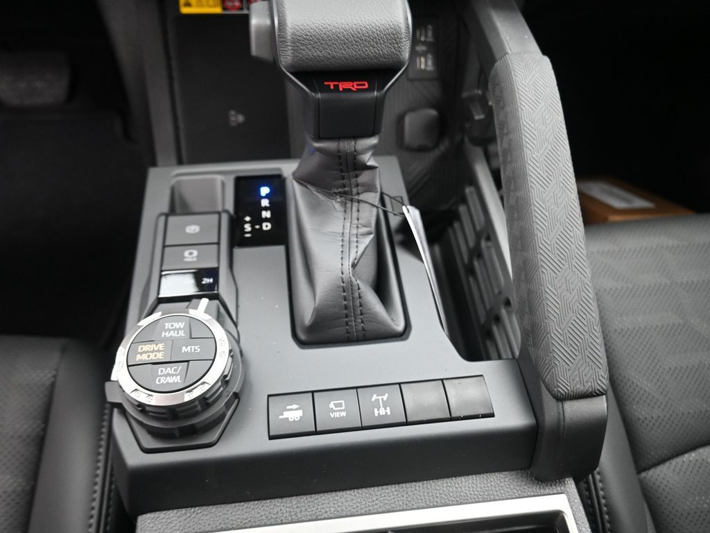 2026 Toyota Tacoma TRD Off-Road - 9