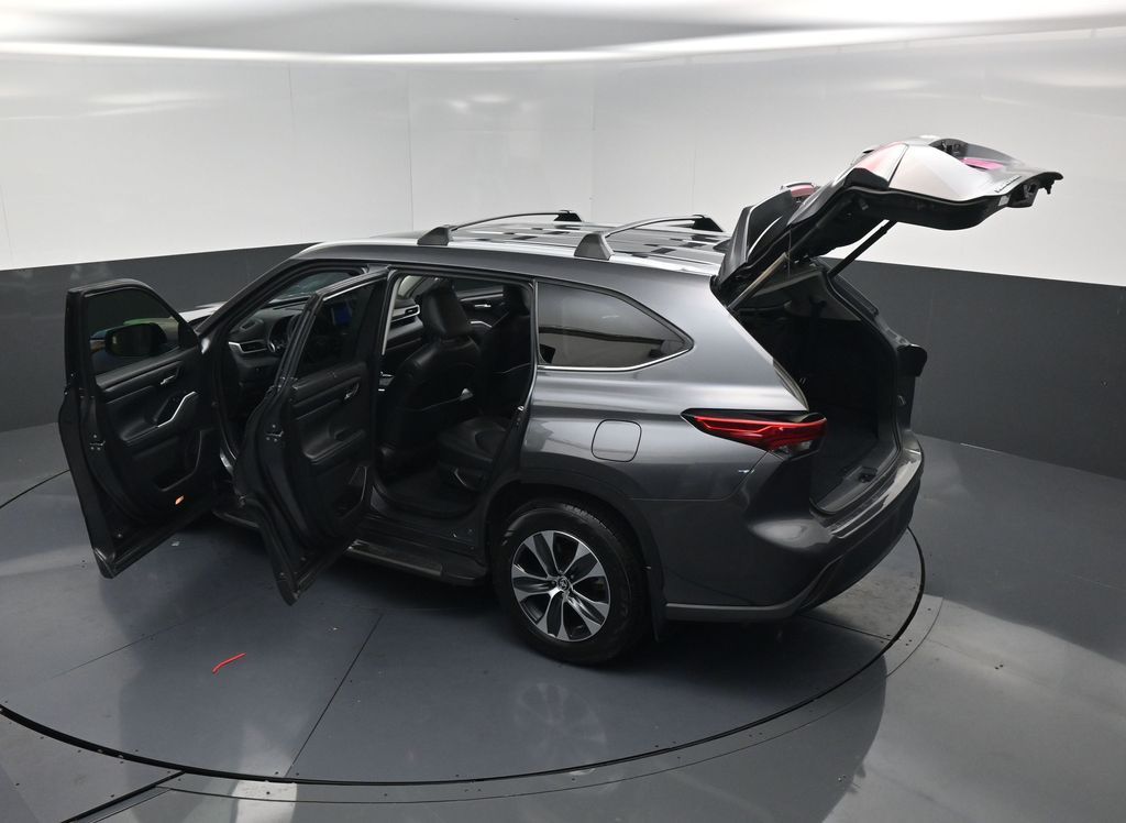2023 Toyota Highlander Hybrid XLE Gray at Toyota of Victoria