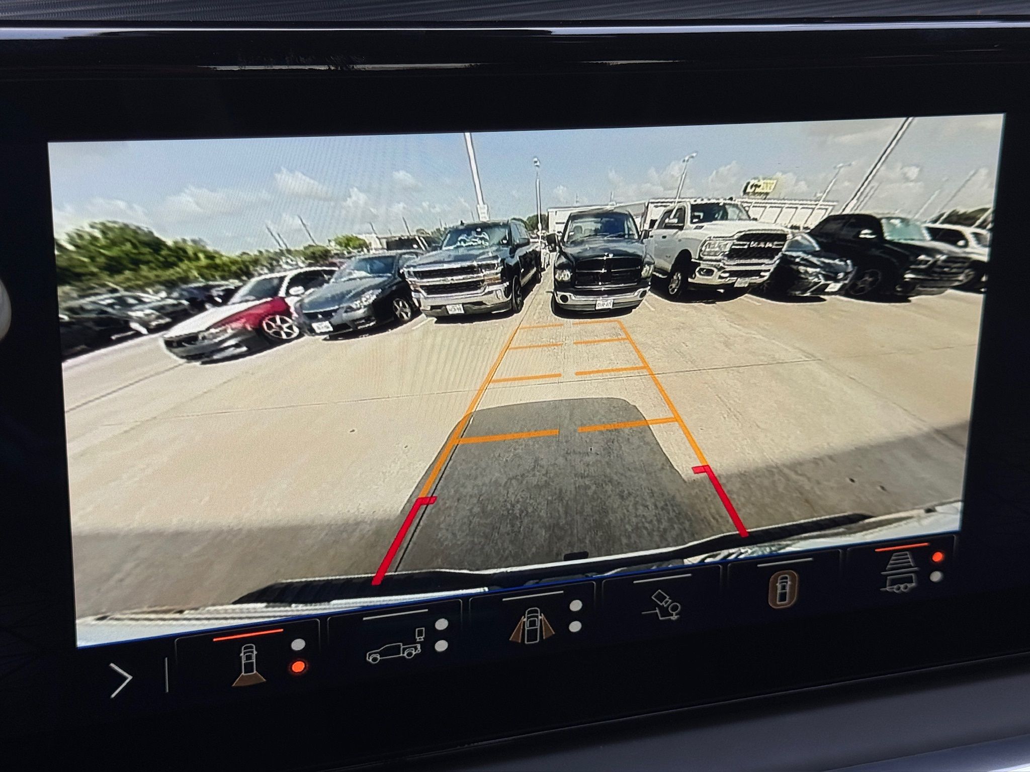 2024 GMC Sierra 2500HD Denali Ultimate White at South Houston Nissan