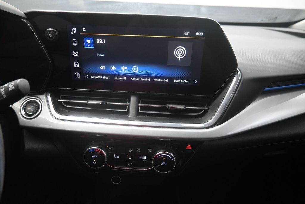 2024 Chevrolet Trax LT - 7