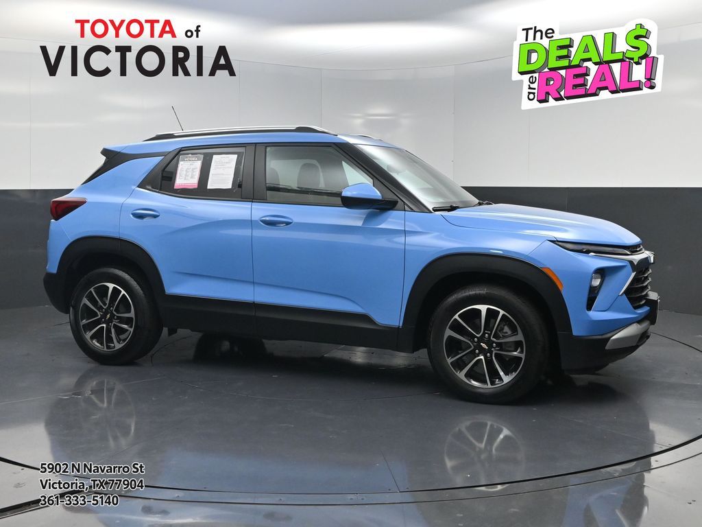 2024 Chevrolet TrailBlazer LT Blue at DeMontrond Automotive Group