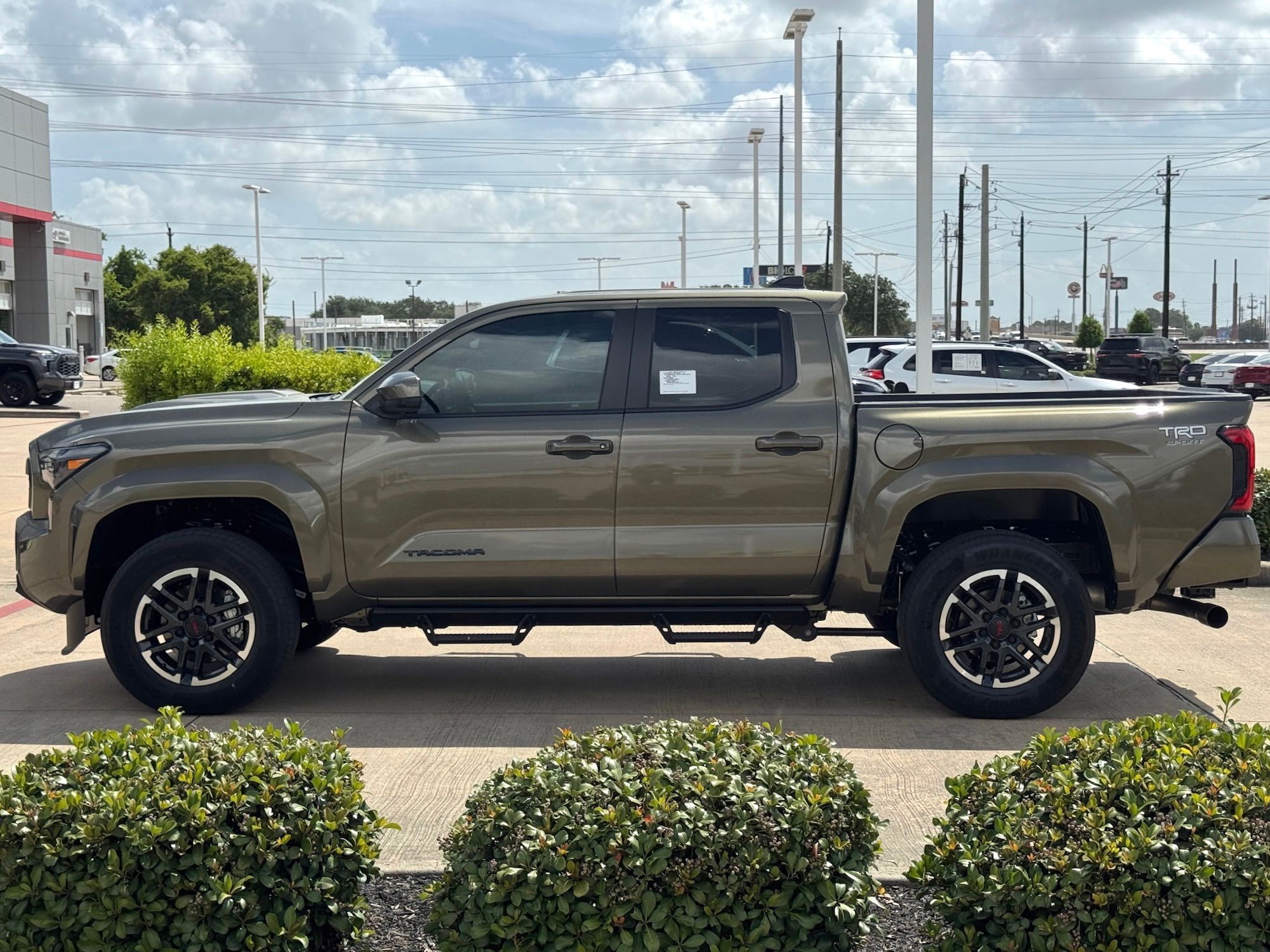 2026 Toyota Tacoma TRD Sport - 9