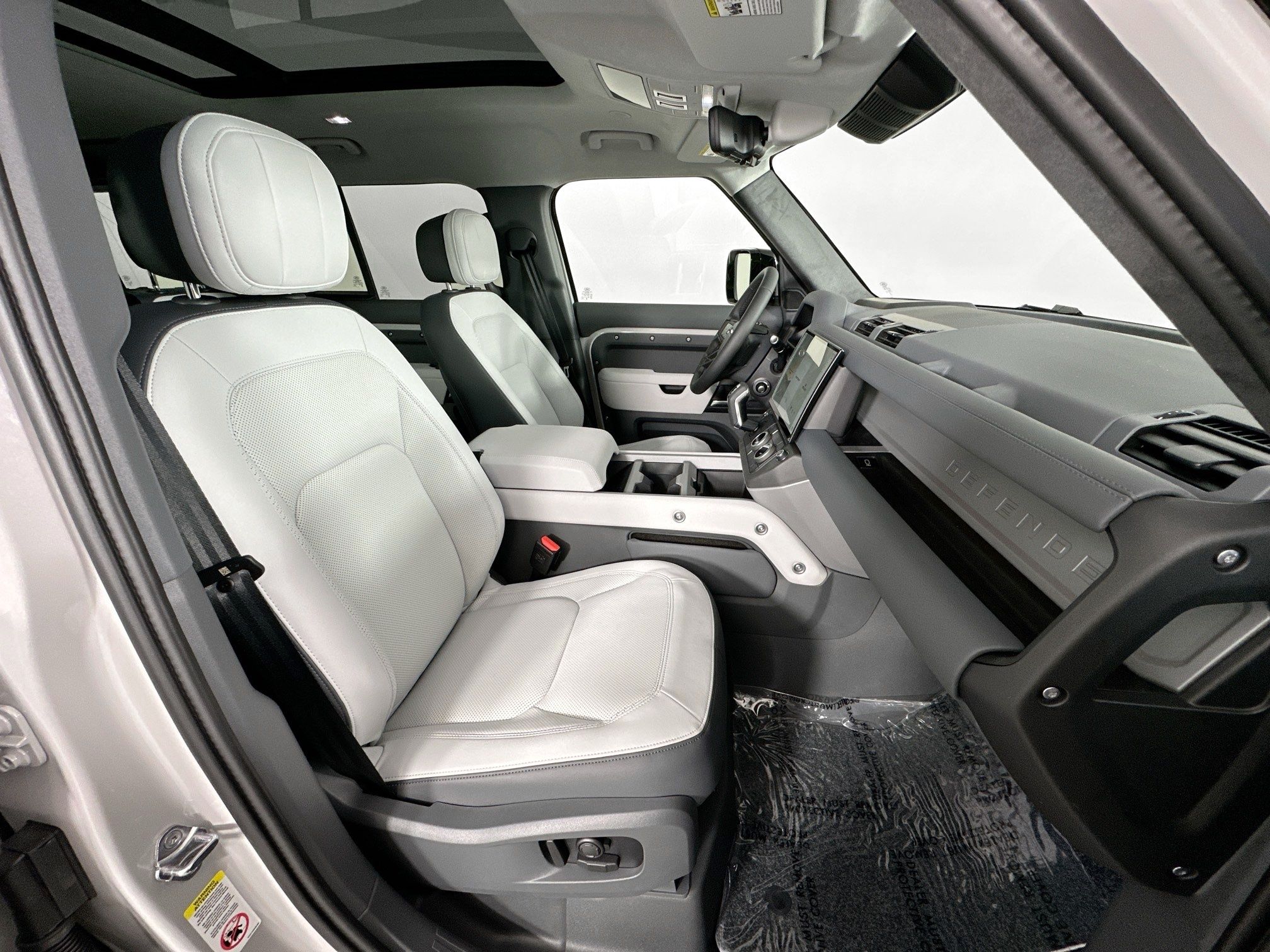 new 2026 Land Rover Defender 110 car, priced at $101,321