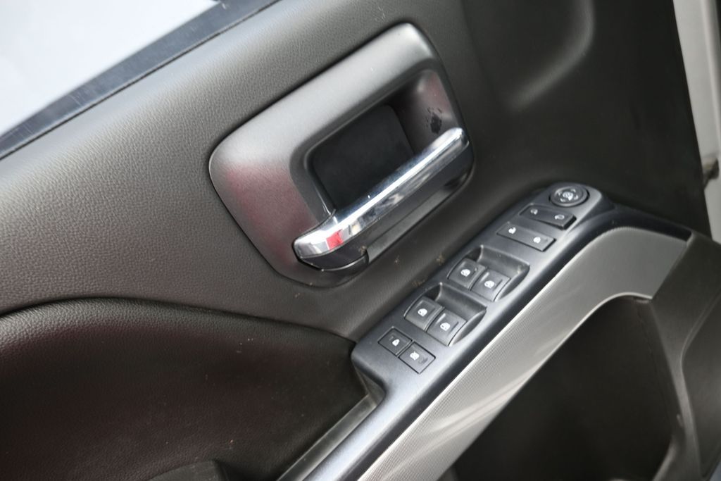2017 Chevrolet Silverado 1500 LT - 5