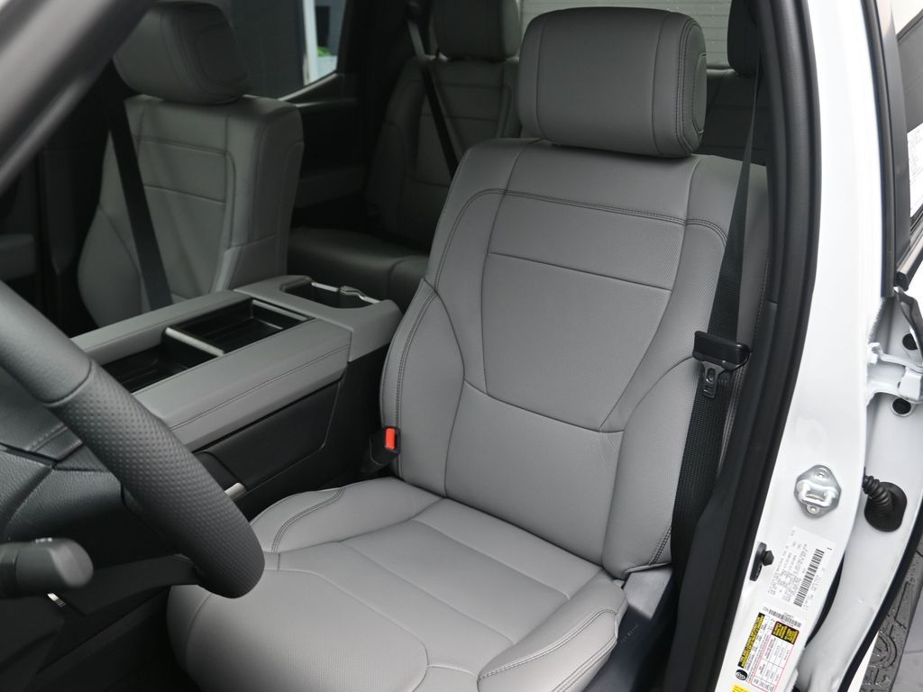 2026 Toyota Tundra Hybrid Limited - 9