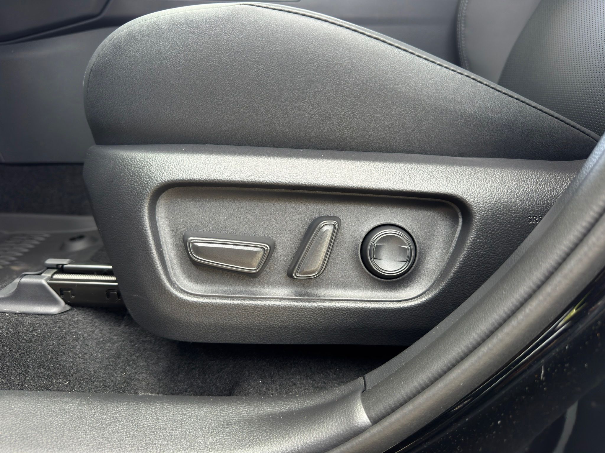 2026 Toyota RAV4 Plug-In Hybrid XSE - 8