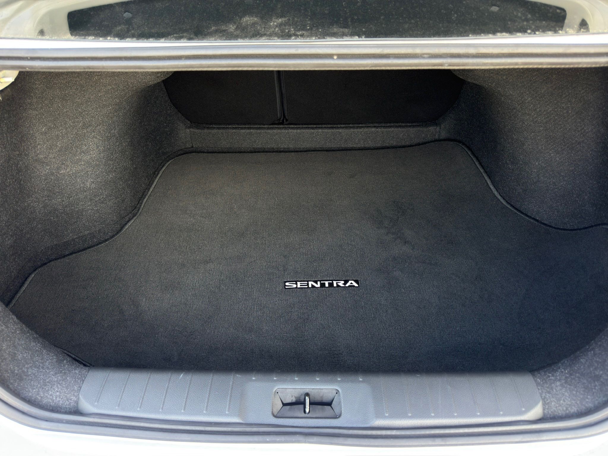 2020 Nissan Sentra SV White at Central Houston Nissan