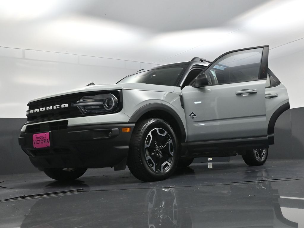 2022 Ford Bronco Sport Outer Banks Green at Community Toyota