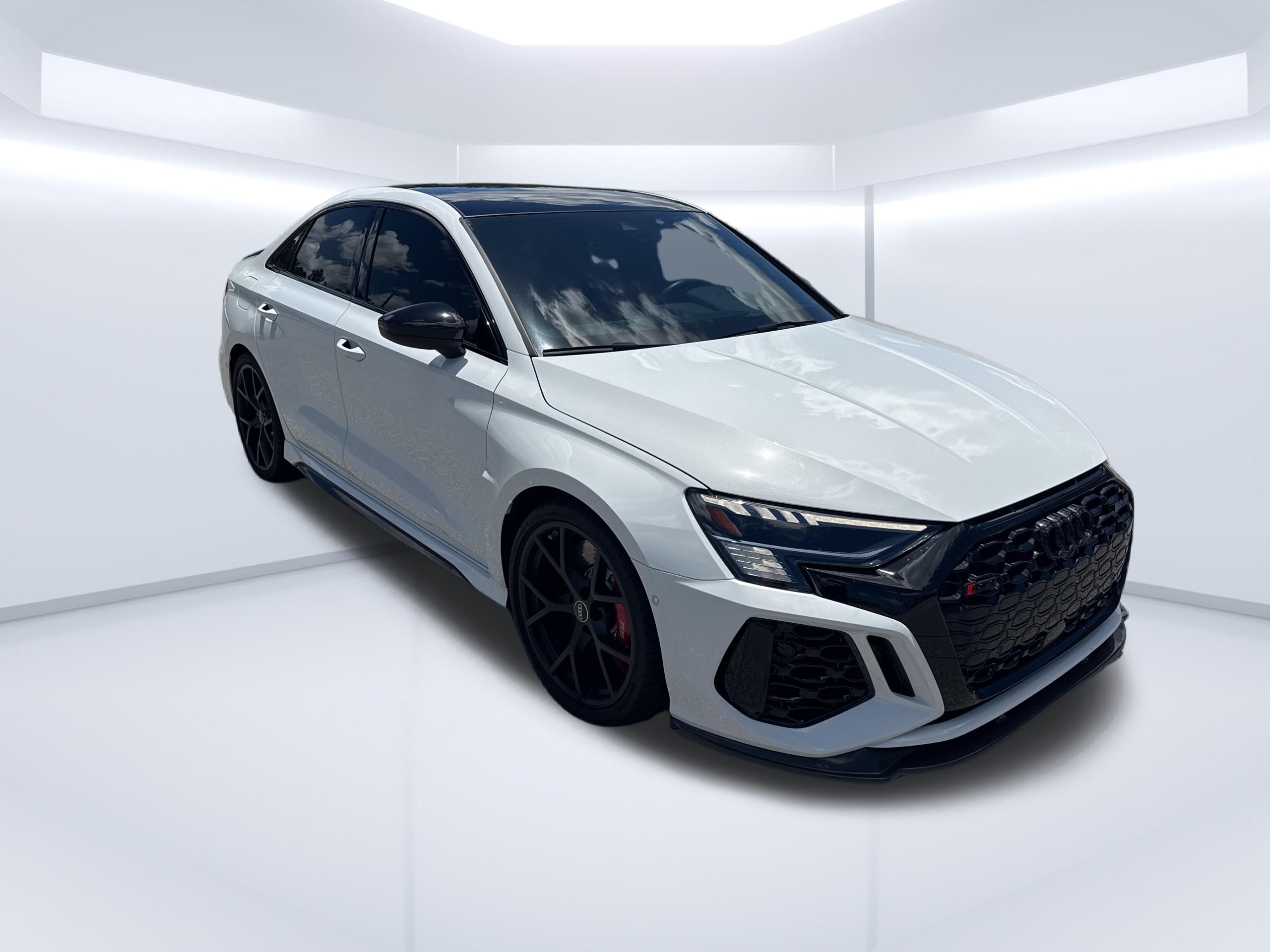 2024 Audi RS 3 2.5 TFSI quattro S tronic's photo