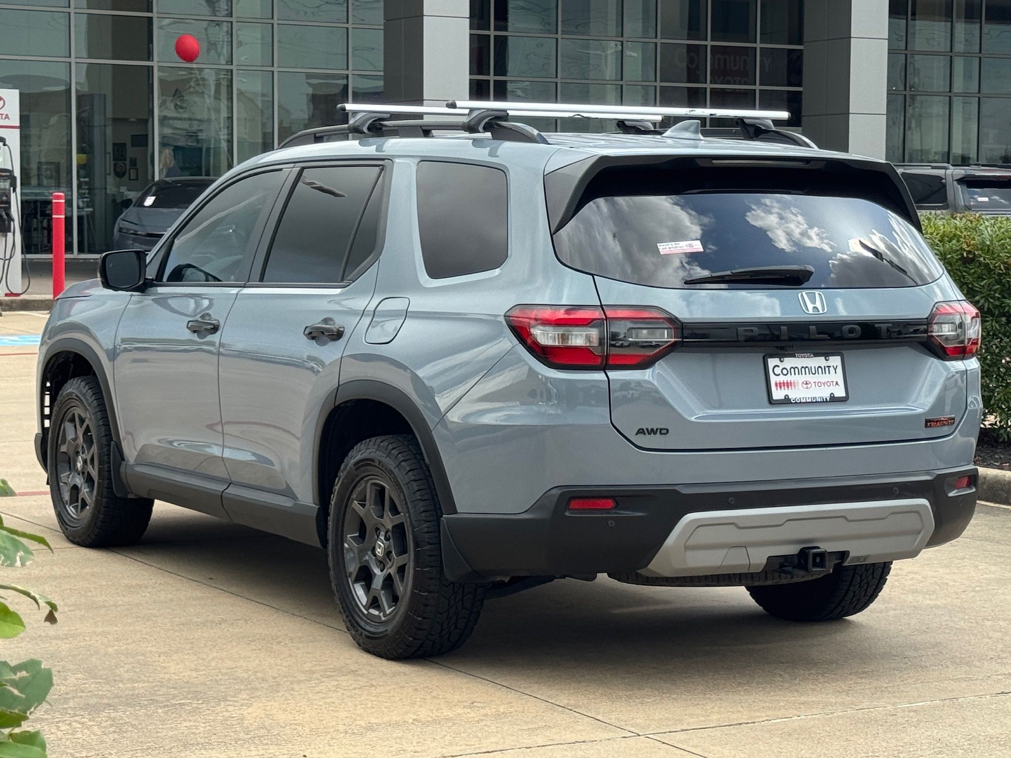 2025 Honda Pilot TrailSport  at Community Honda