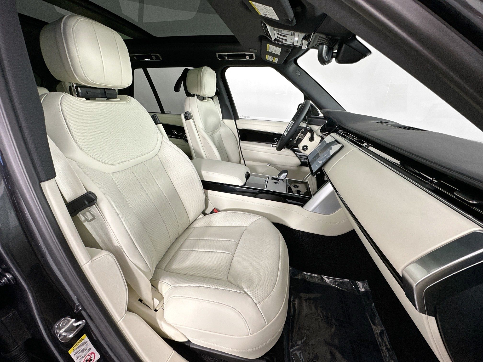 new 2026 Land Rover Range Rover car, priced at $130,615