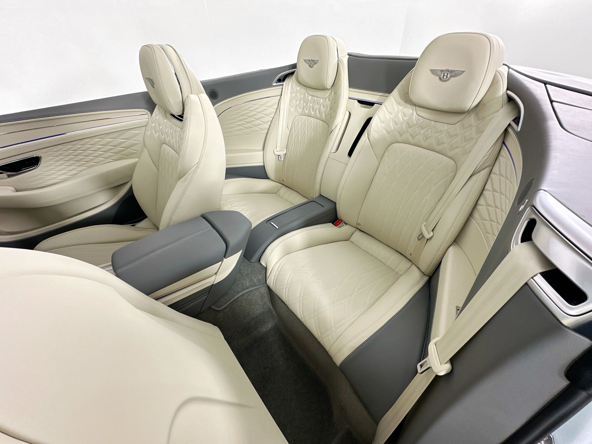 new 2026 Bentley Continental GTC car