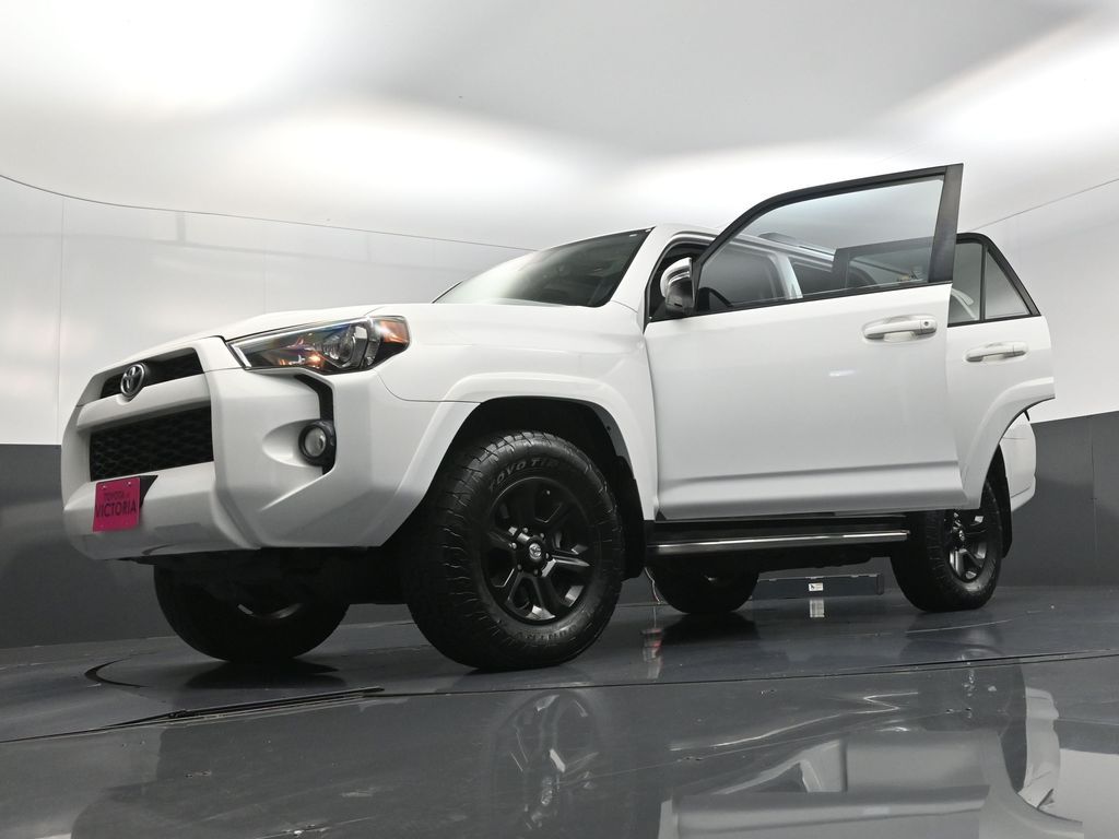 2018 Toyota 4Runner SR5 Premium White at Emmons Autoplex