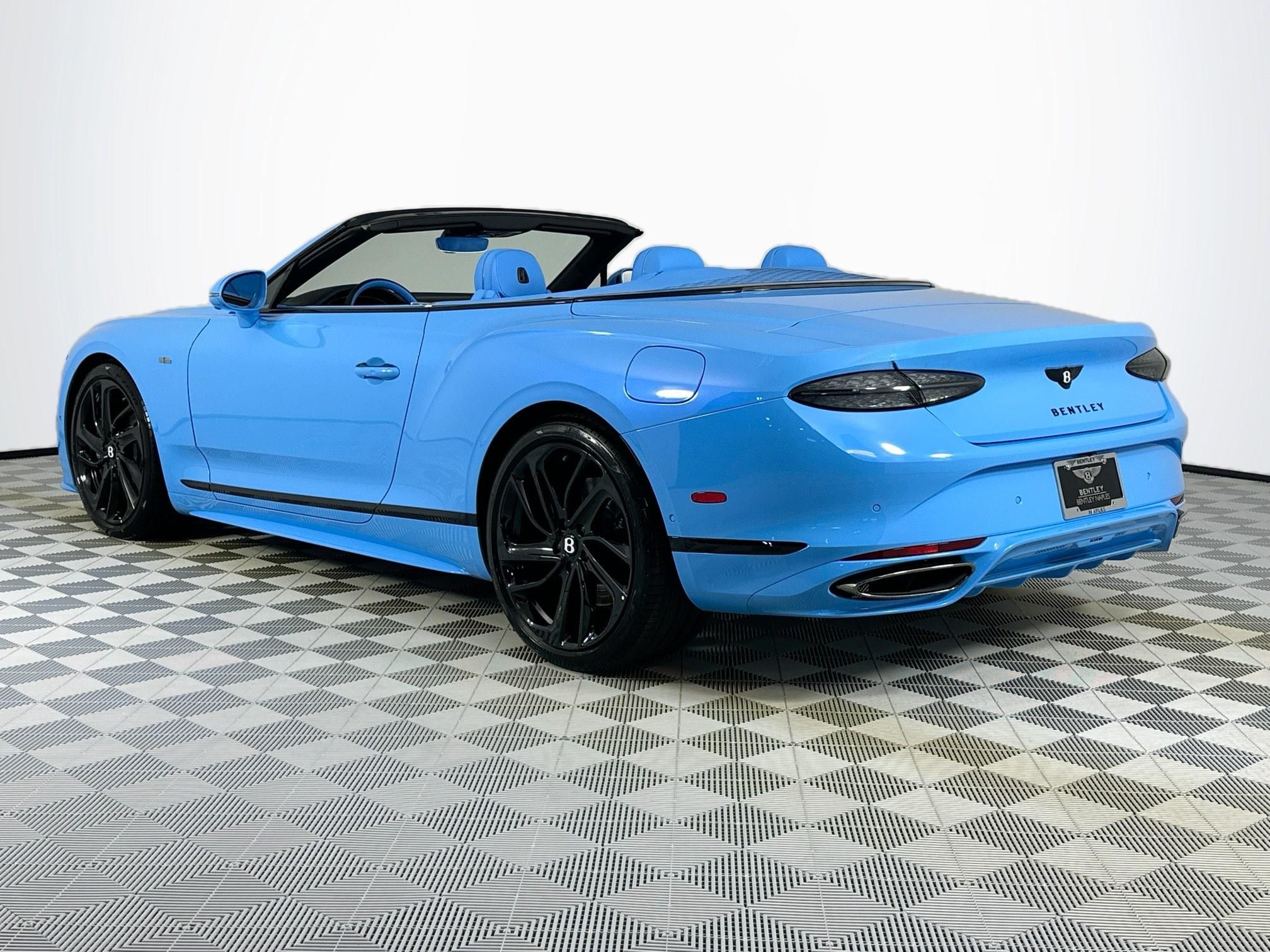 new 2025 Bentley Continental GTC car