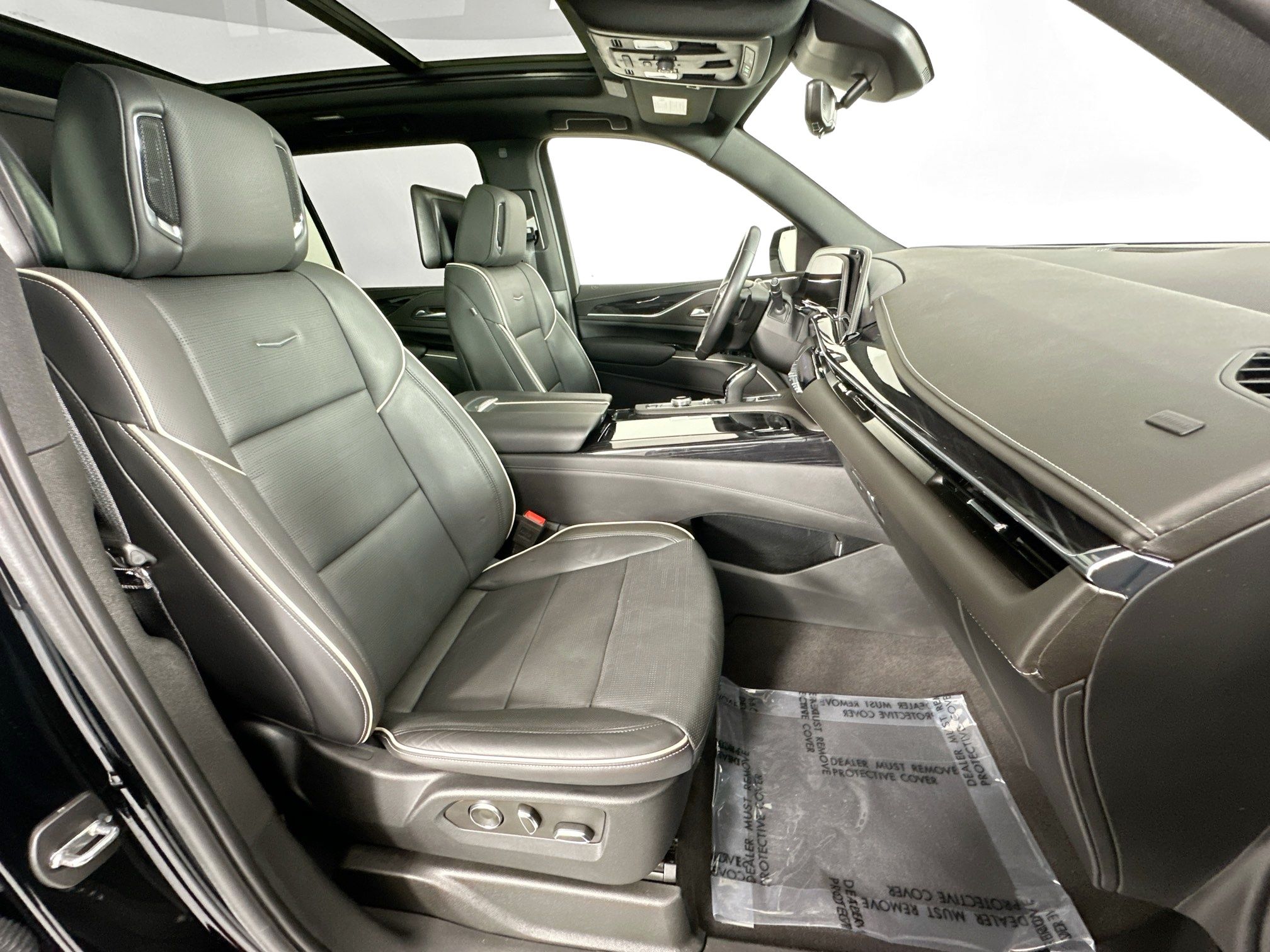 used 2024 Cadillac Escalade ESV car, priced at $89,998