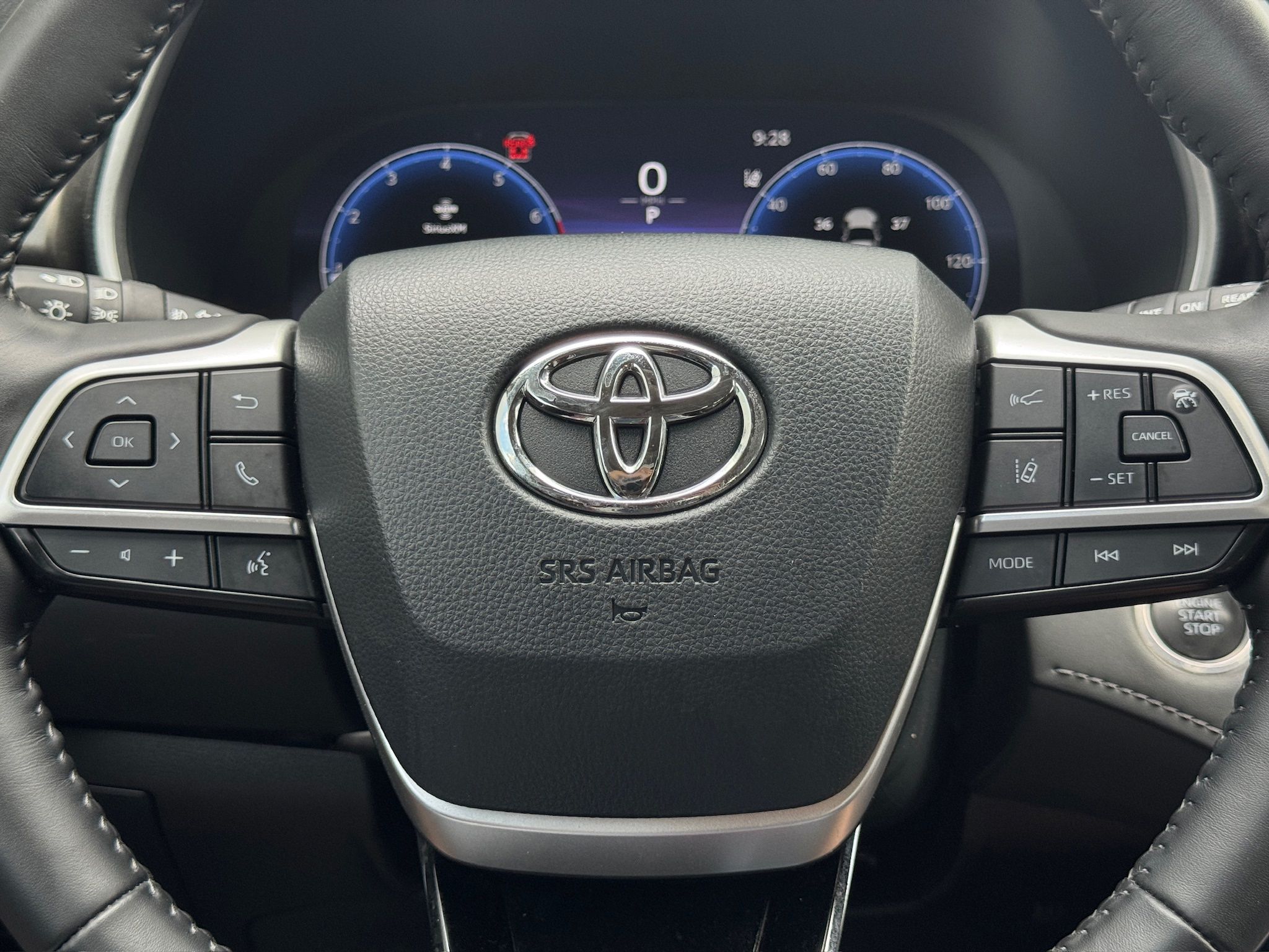 2024 Toyota Highlander Limited  at Bravo Nissan