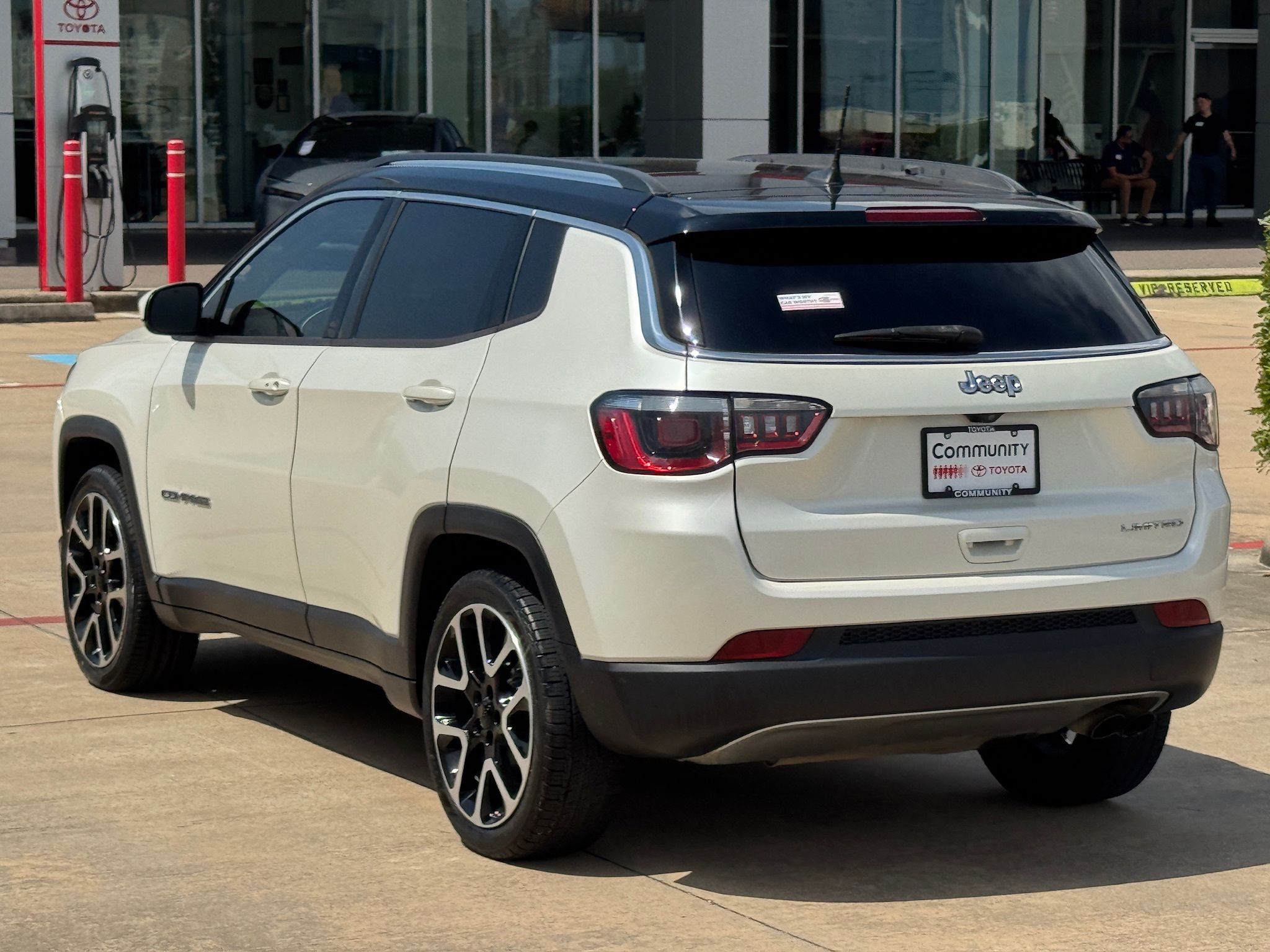2018 Jeep Compass Limited White at Victoria Chrysler Dodge Jeep Ram