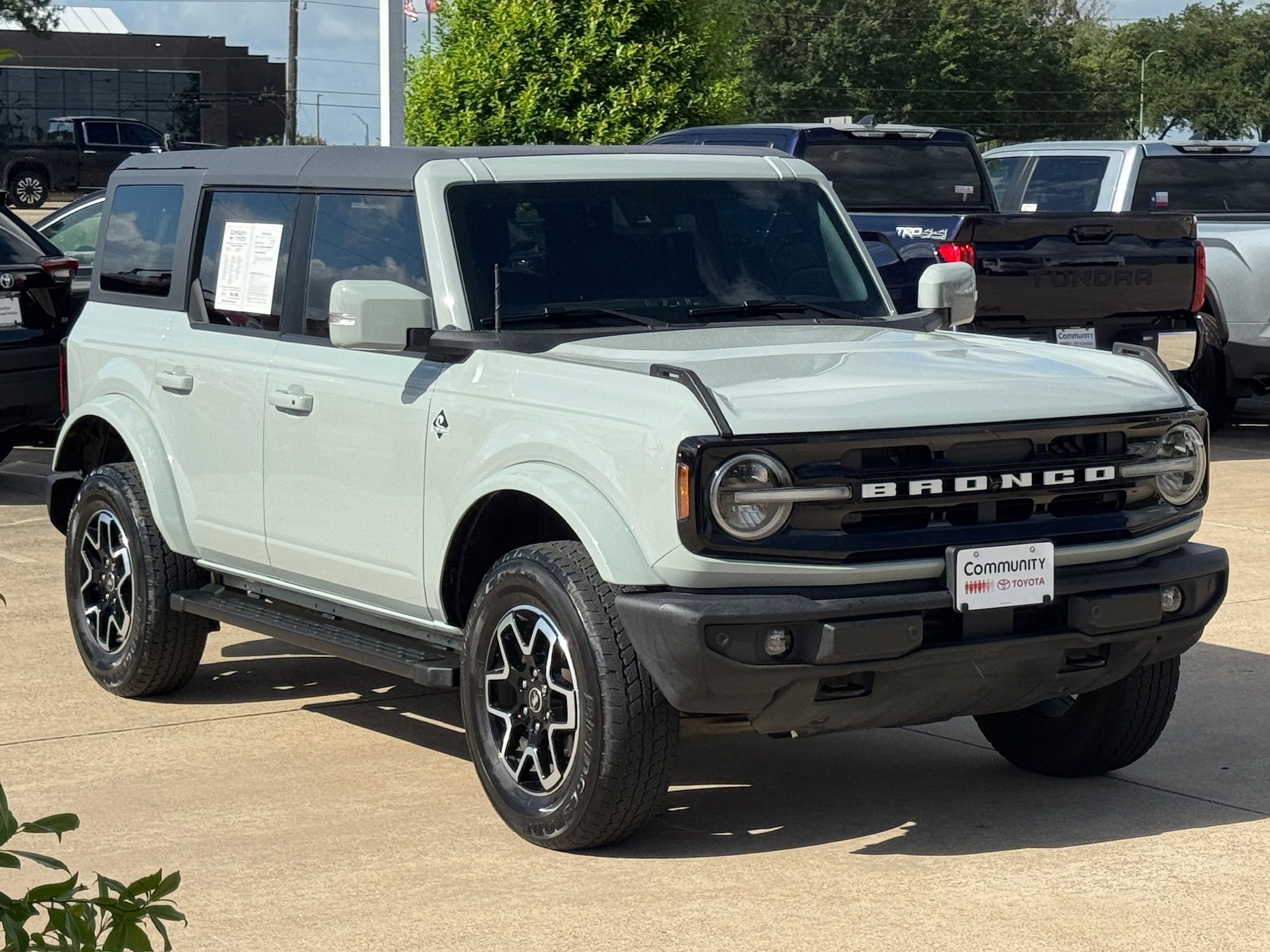 2024 Ford Bronco Outer Banks Green at Legacy Ford