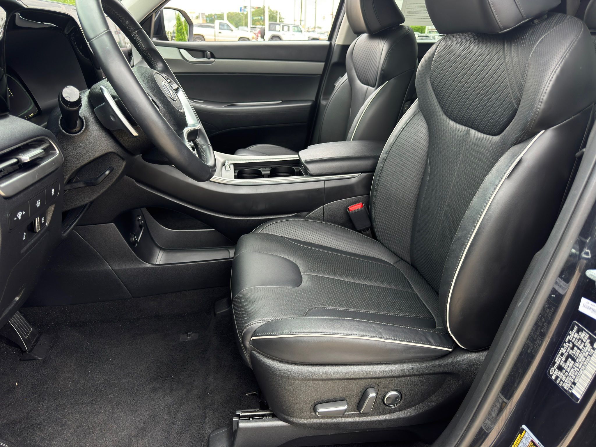 2024 Hyundai Palisade SEL White at Shottenkirk Kia Fort Bend
