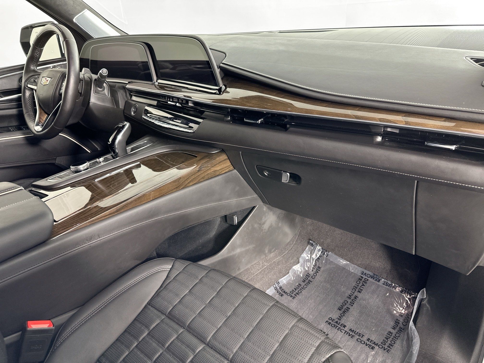 used 2024 Cadillac Escalade ESV car, priced at $88,998