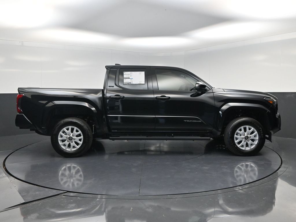 2026 Toyota Tacoma SR5 - 3