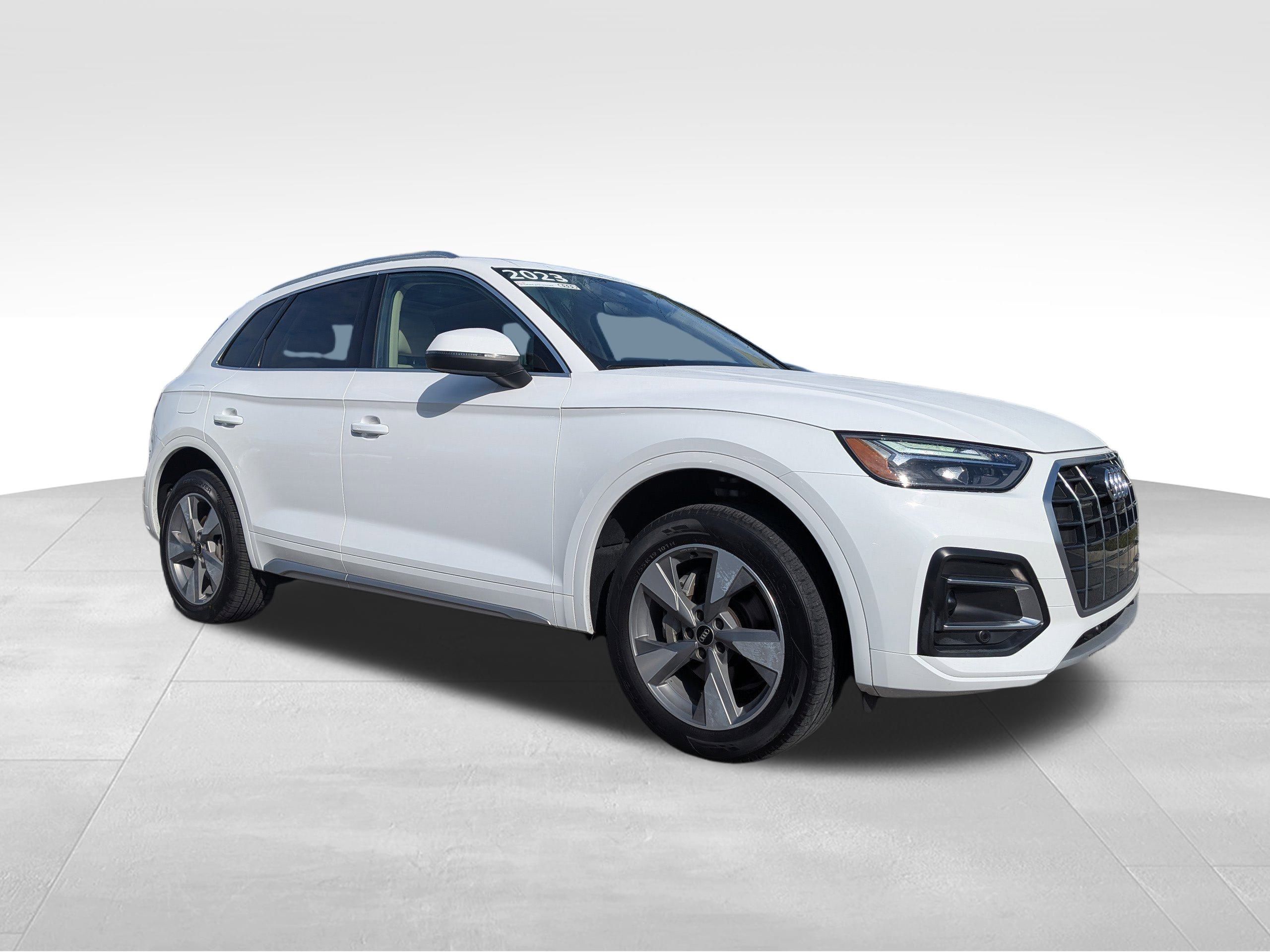 2023 Audi Q5 Premium Plus's photo