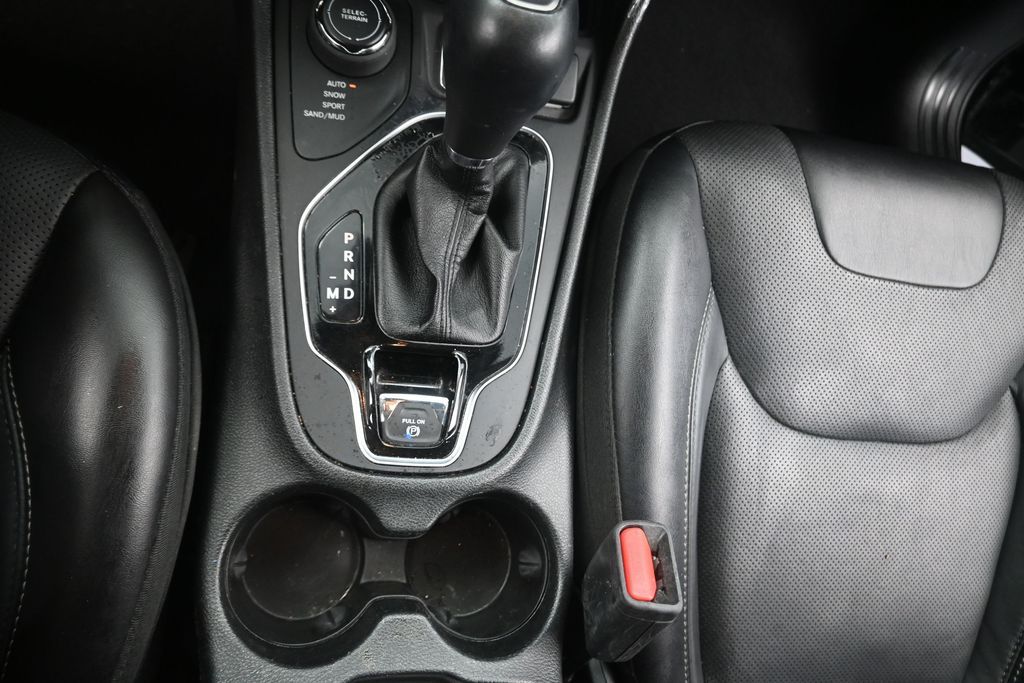 2022 Jeep Cherokee Limited Black at Community Toyota