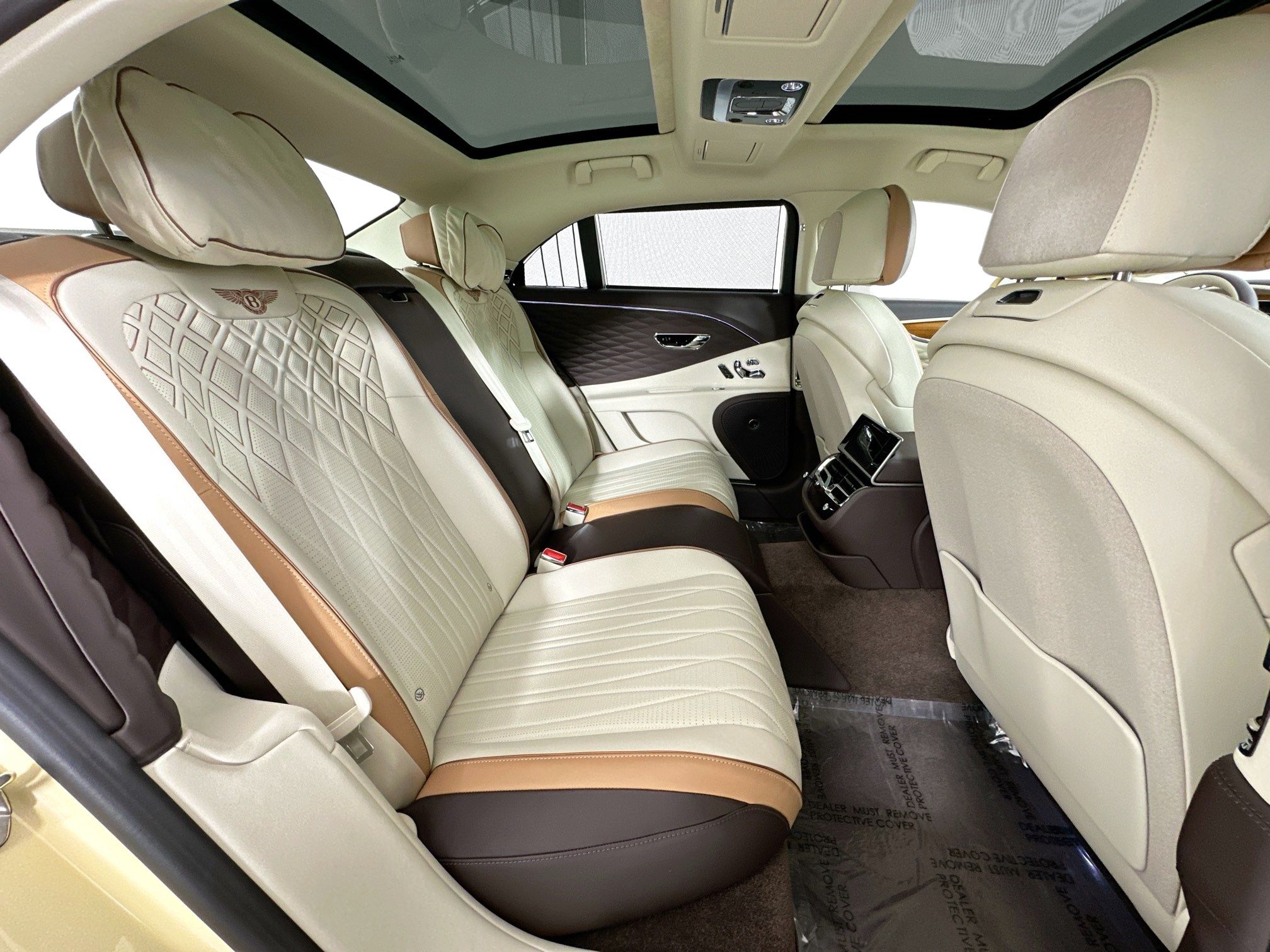 used 2023 Bentley Flying Spur Hybrid car, priced at $198,998