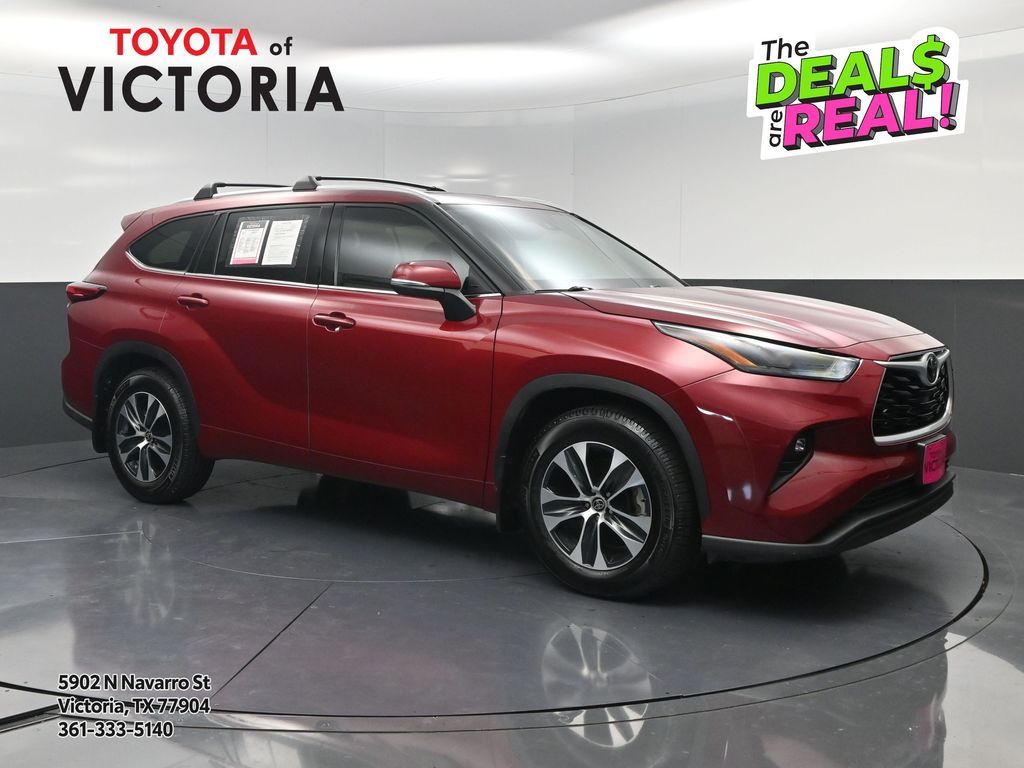 2022 Toyota Highlander XLE Red at North Houston Mitsubishi