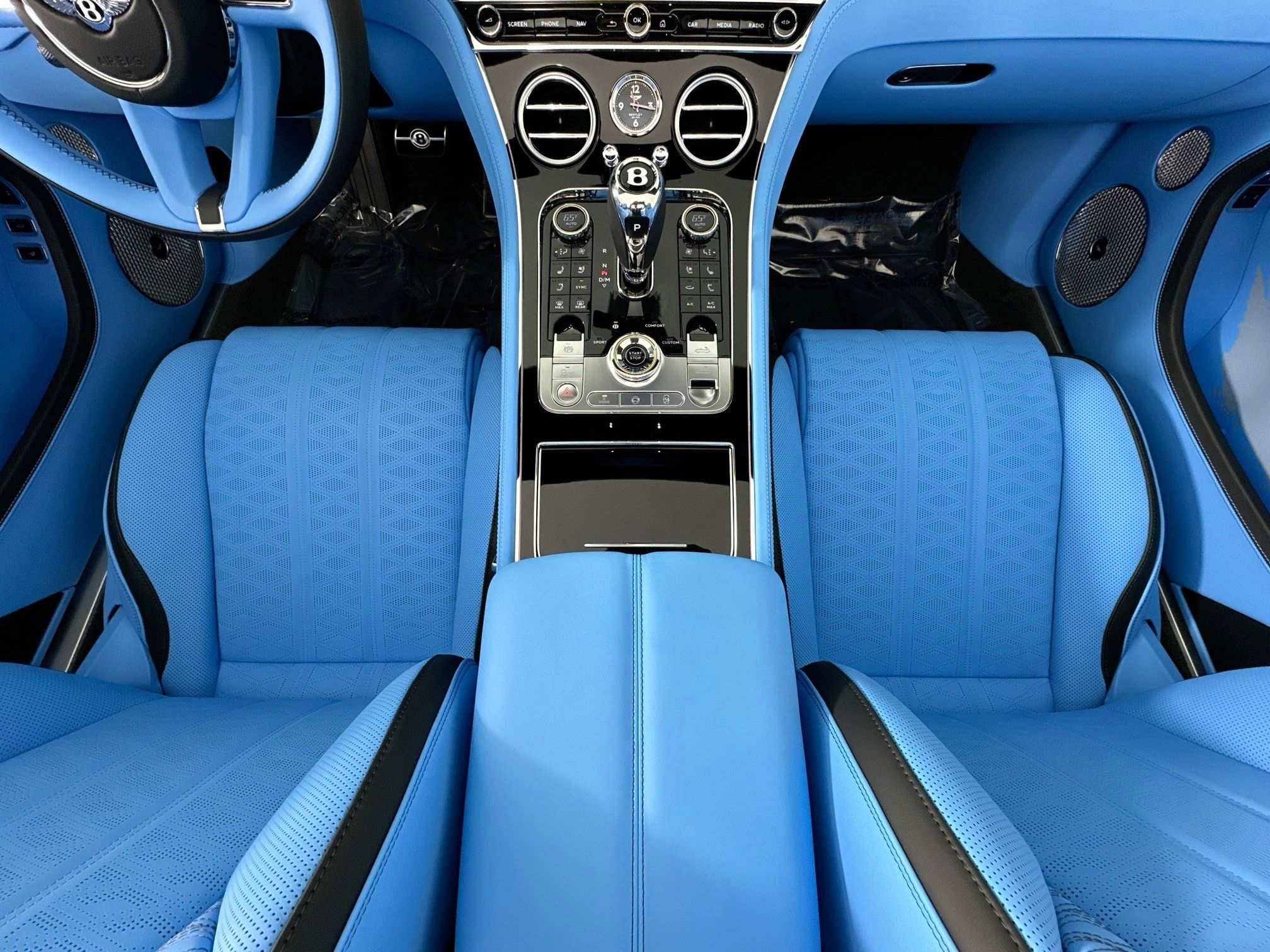 new 2025 Bentley Continental GTC car