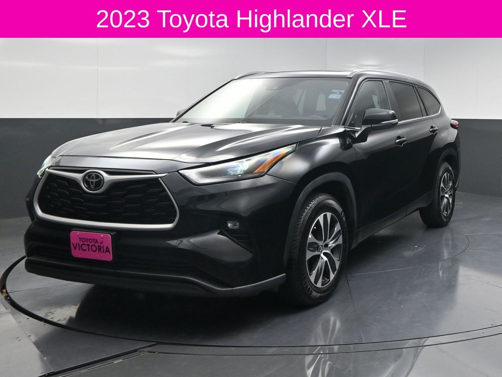2023 Toyota Highlander XLE Black at Classic Elite Chevrolet Sugar Land