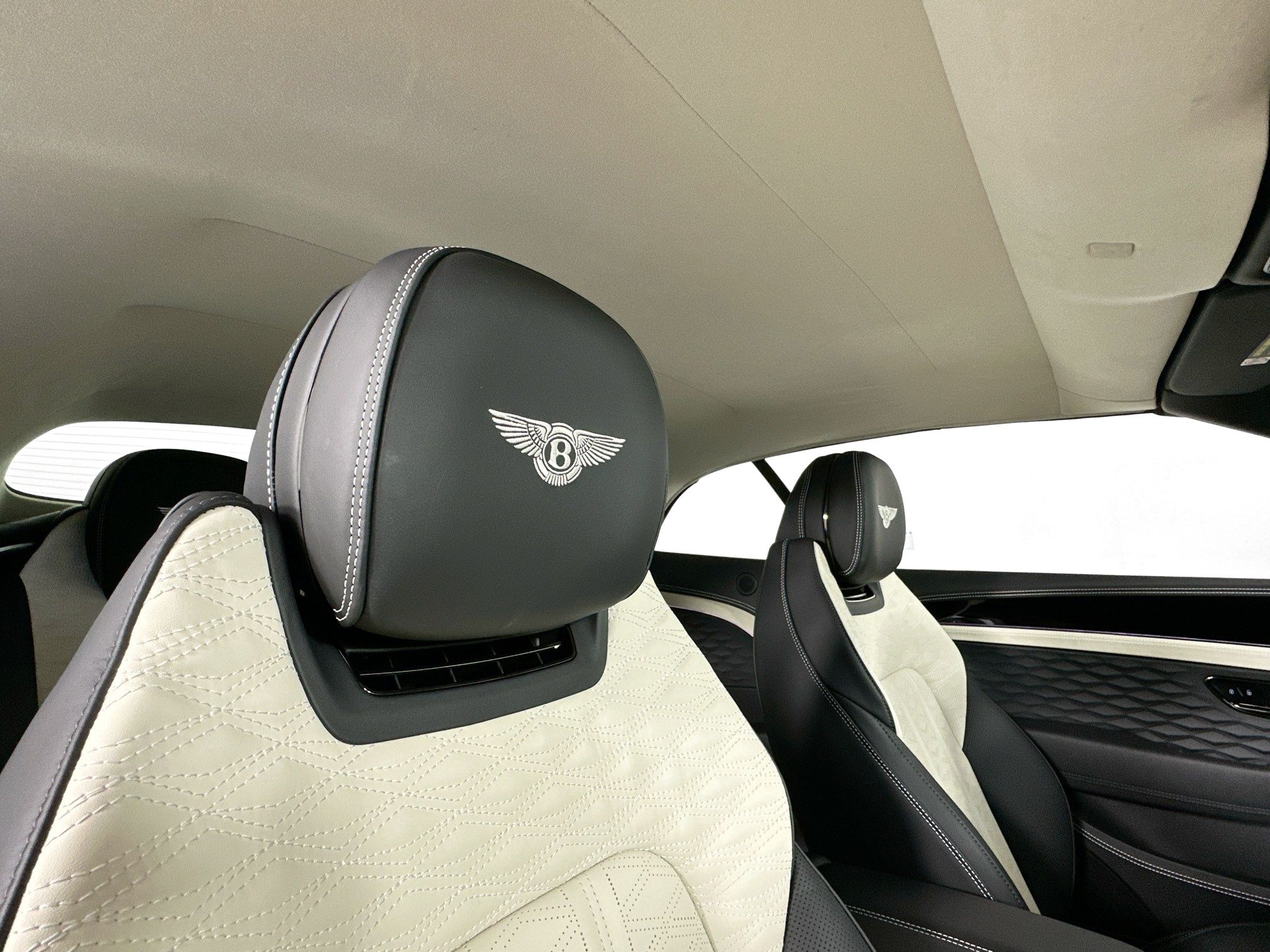 new 2026 Bentley Continental GTC car