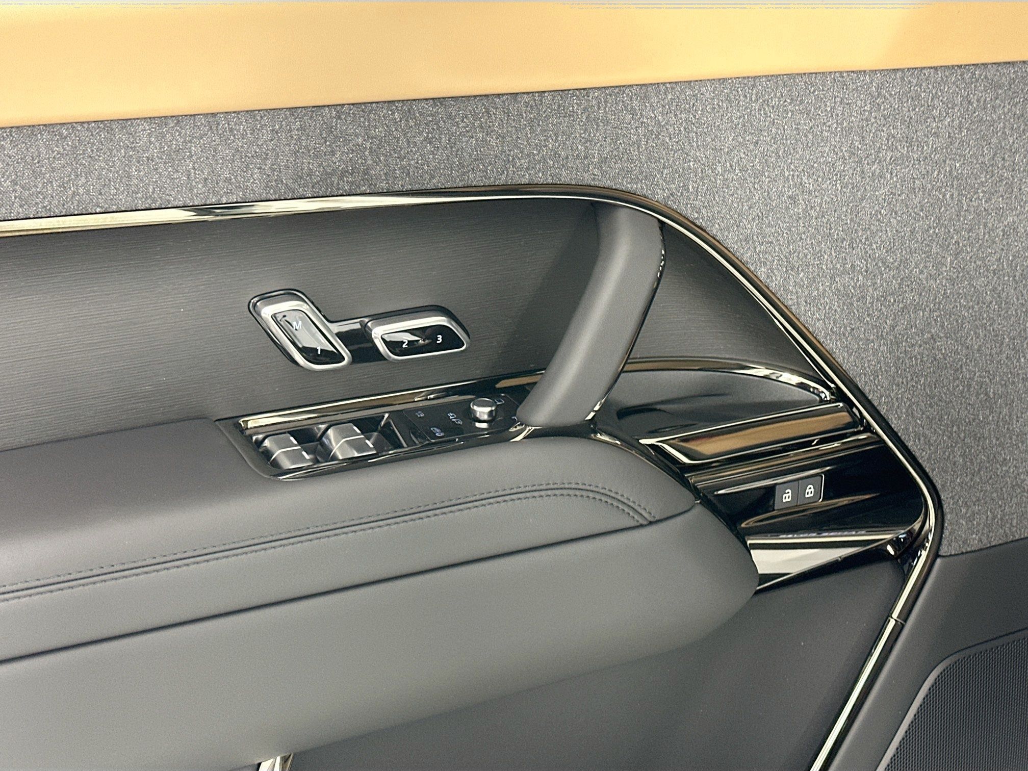 new 2026 Land Rover Range Rover Sport car, priced at $104,000