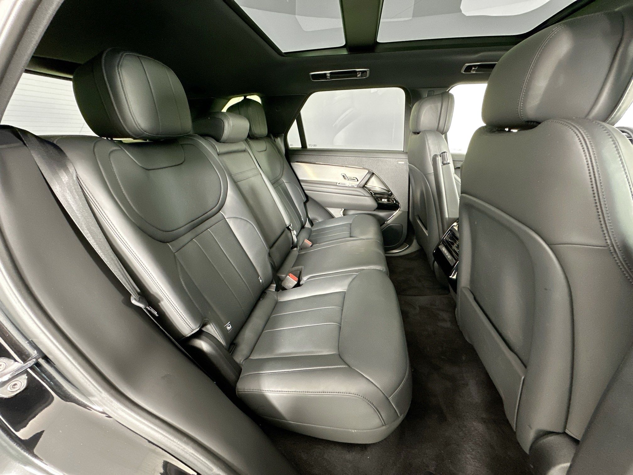 used 2023 Land Rover Range Rover Sport car, priced at $69,998