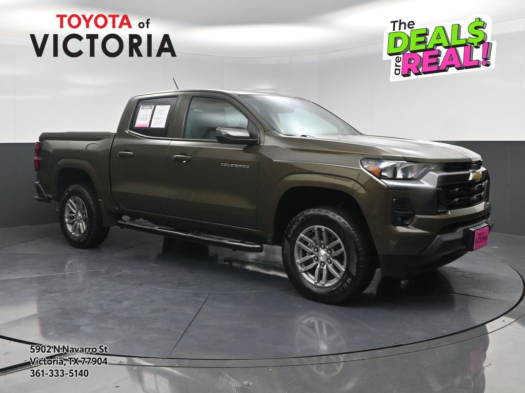 2024 Chevrolet Colorado LT - 0