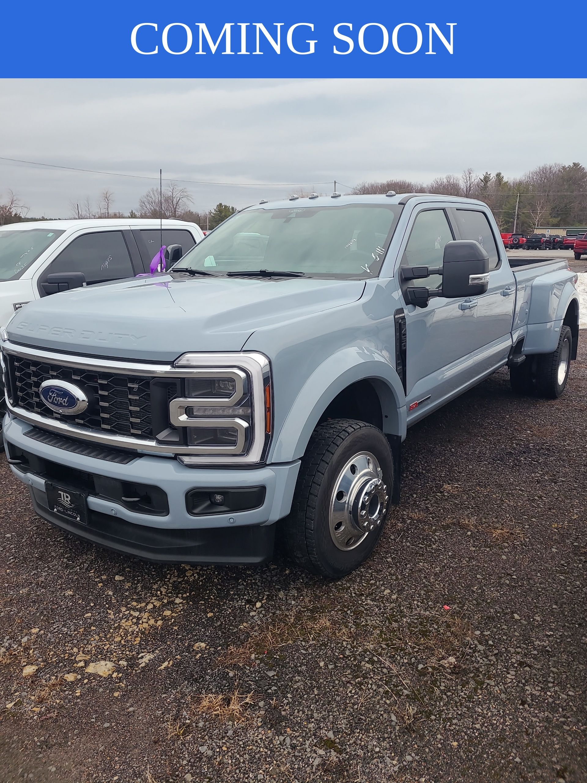 2025 Ford F-450SD Platinum